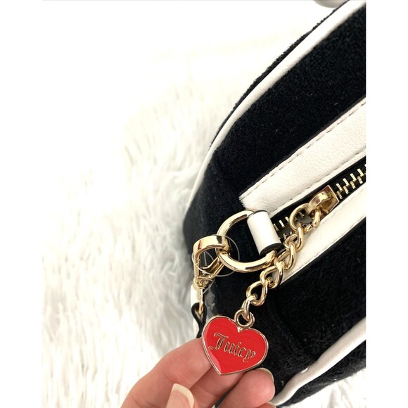 Juicy Couture Sweet N Juicy Apple Satchel Duffle Bag Terry Black Heart Charm - Picture 5 of 12